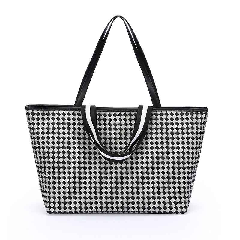 Single shoulder large capacity bag for women